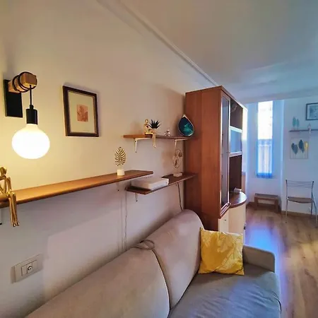 Central Close To Beaches And Shops, Up Till 6 Pers Nice Exterior photo
